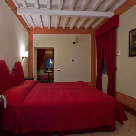 狄莫拉卡萨尤金妮亚酒店 3* 罗洛·丘芬纳