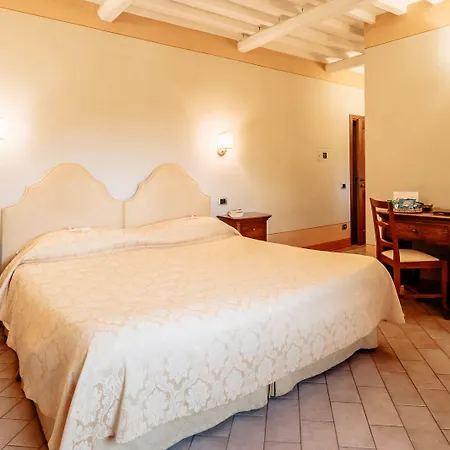 狄莫拉卡萨尤金妮亚酒店