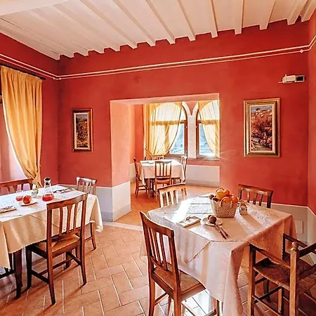 Dimora Casa Eugenia Hotell 3*