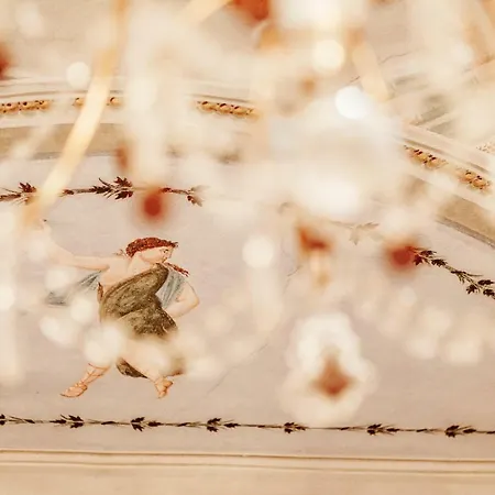 狄莫拉卡萨尤金妮亚酒店 罗洛·丘芬纳