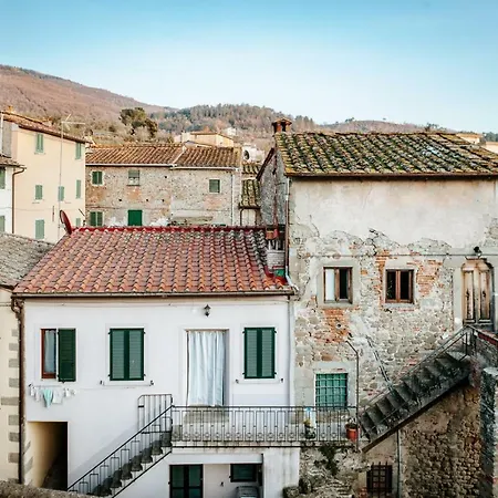 狄莫拉卡萨尤金妮亚酒店 3*