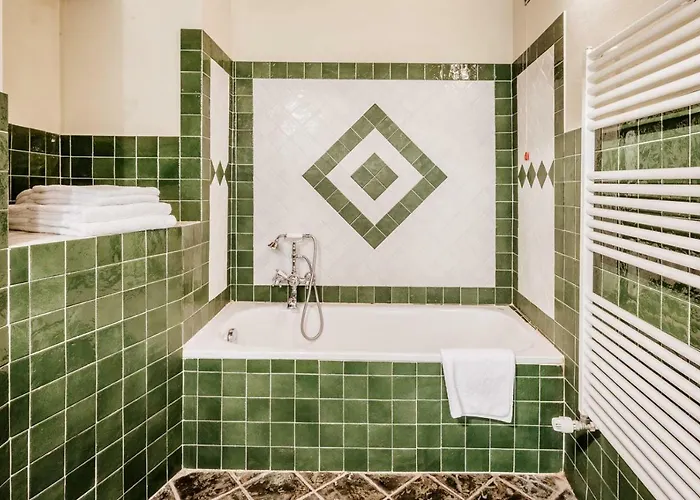 Dimora Casa Eugenia فندق 3*