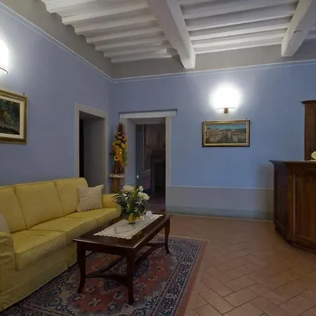 Hotel Dimora Casa Eugenia 3*