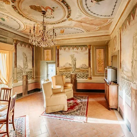 Hotel Dimora Casa Eugenia 3*